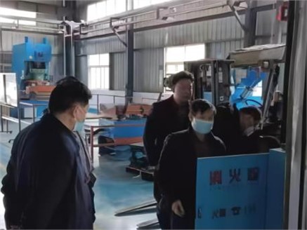 輕化子集團聯合黨支部開展主題黨日活動 輕化子集團聯合黨支部開展主題黨日活動